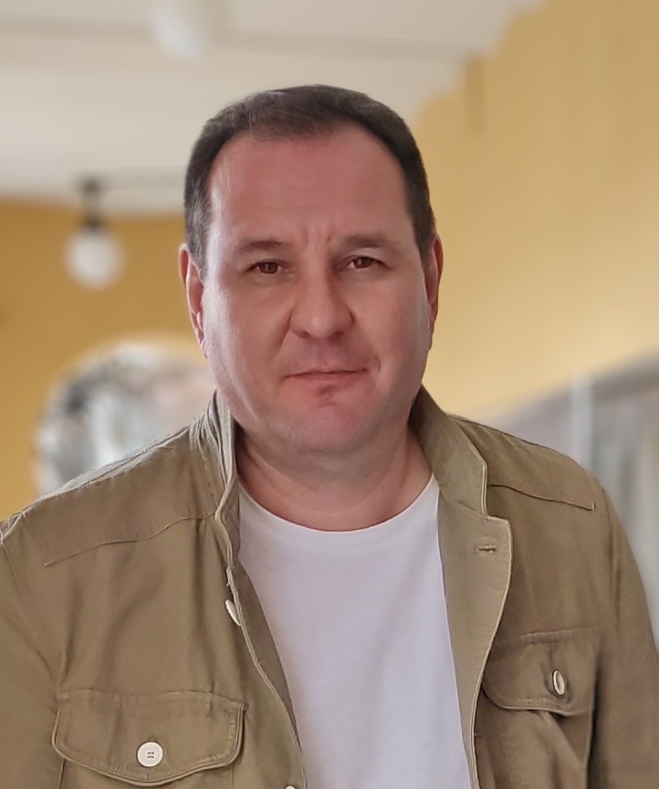 alt